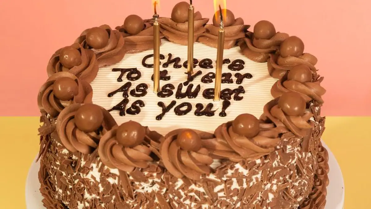 Cake Box – eggless cake shop in Upton, London